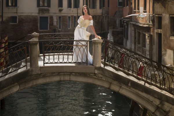 IMG_1481-scaled-1.webp EMPIRE COLLECTION D17