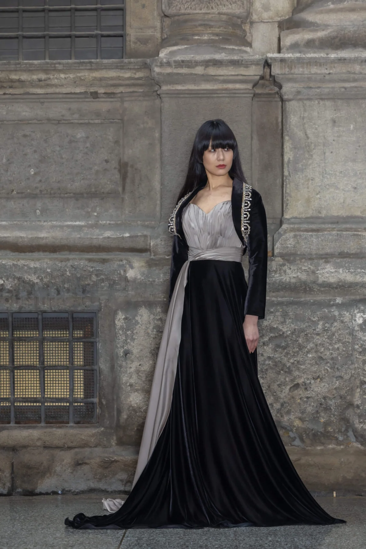 EMPIRE COLLECTION D19