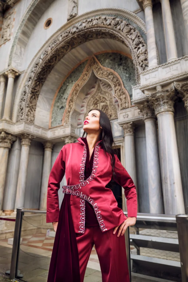 IMG_2723-scaled-1.webp EMPIRE COLLECTION D26