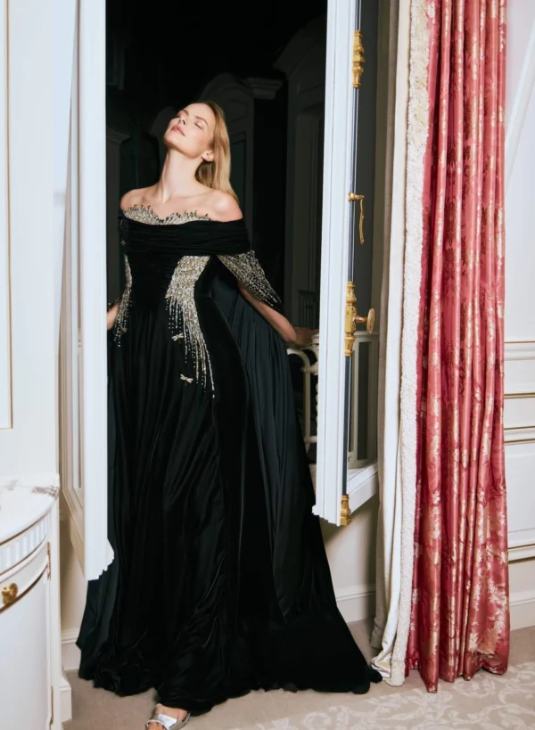 IMG_8958-scaled-e1741366734211.webp EMPIRE COLLECTION D6