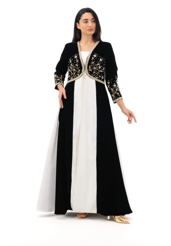 Yoland-fashion-2_women-full__RAW_2-3-scaled-e1733622171953.webp PRINCESS