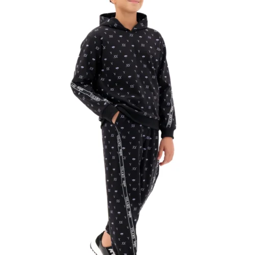 Yoland fashion 4 men full 10 scaled 1.webp