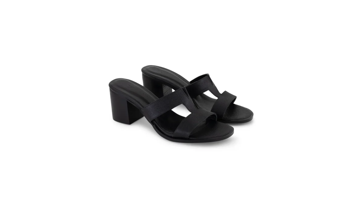 4 sandals