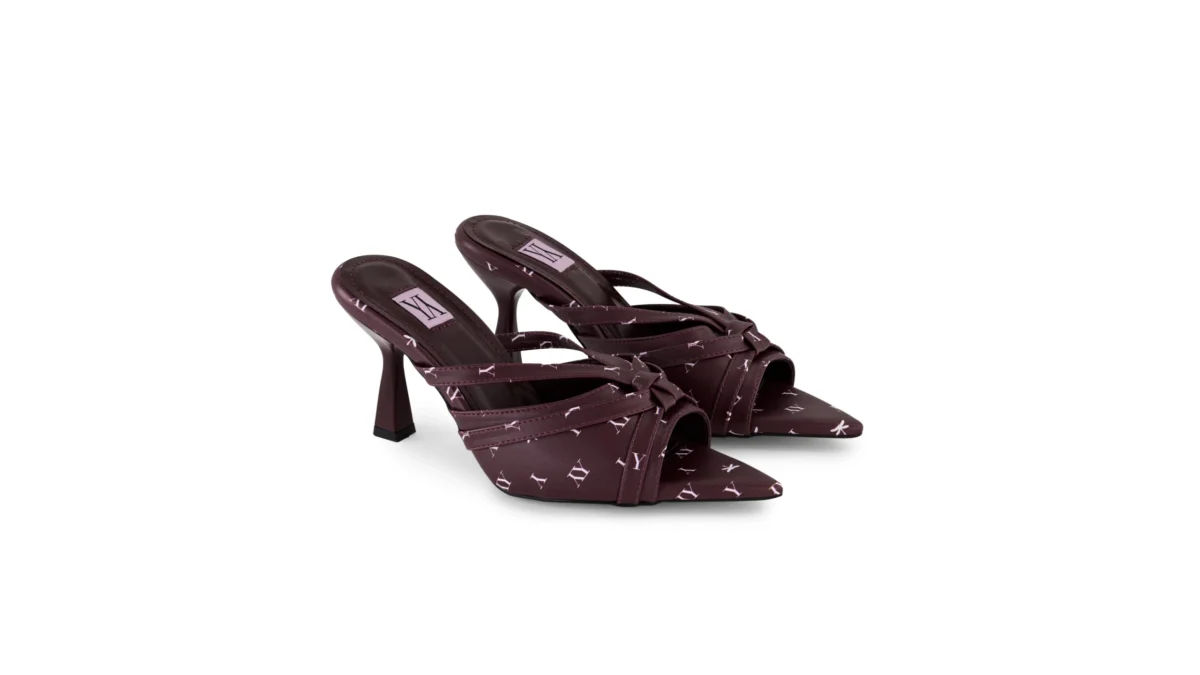 T PRINT HEELS MAROON (2)